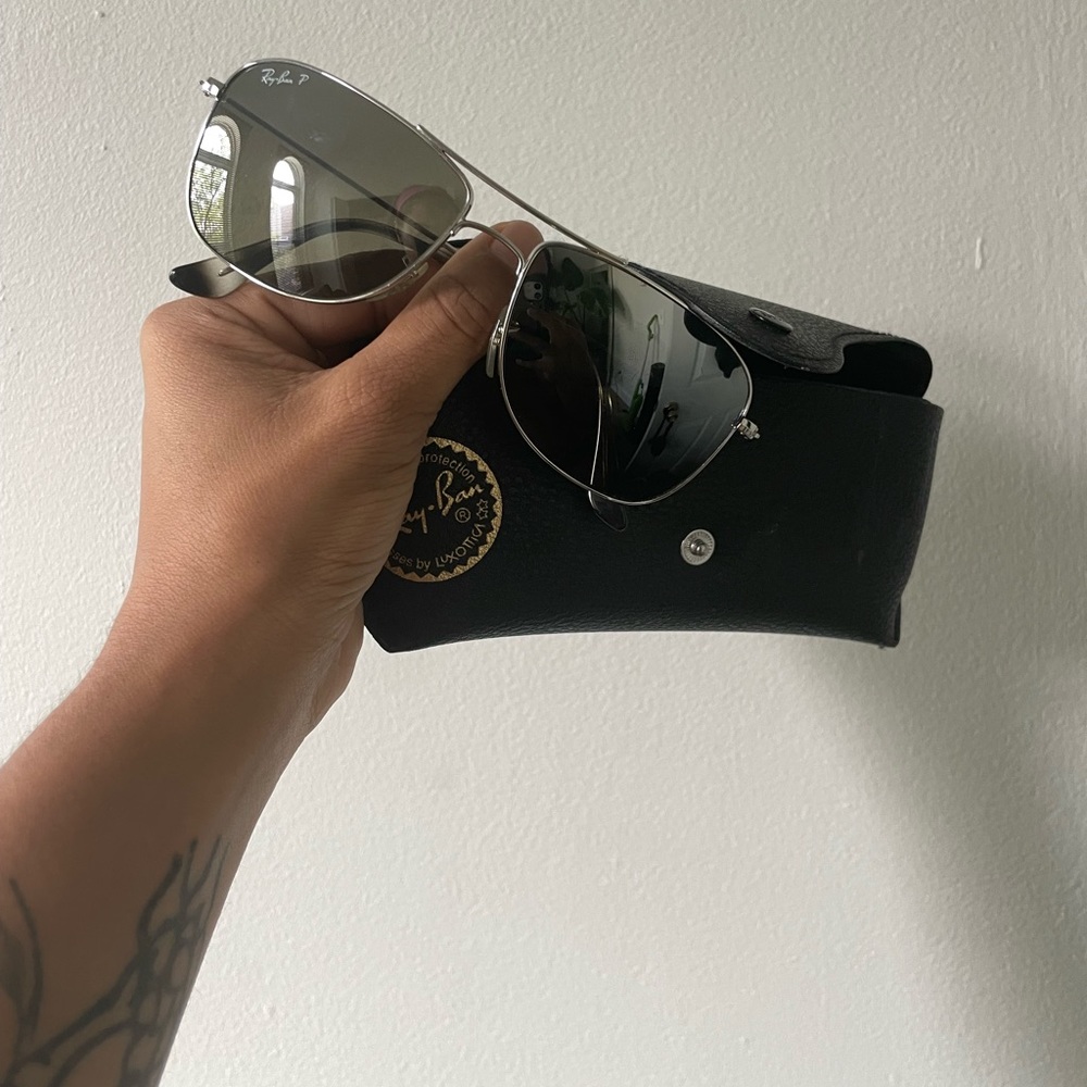 Raybans 3543 with case